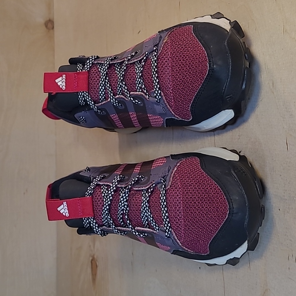 Adidas Kanadia 7 Trail Athletic Running Shoes - Picture 3 of 10